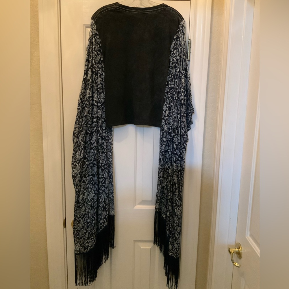 0066. One of a kind Chris Stapleton Custom Poncho Top - Picture 3 of 7